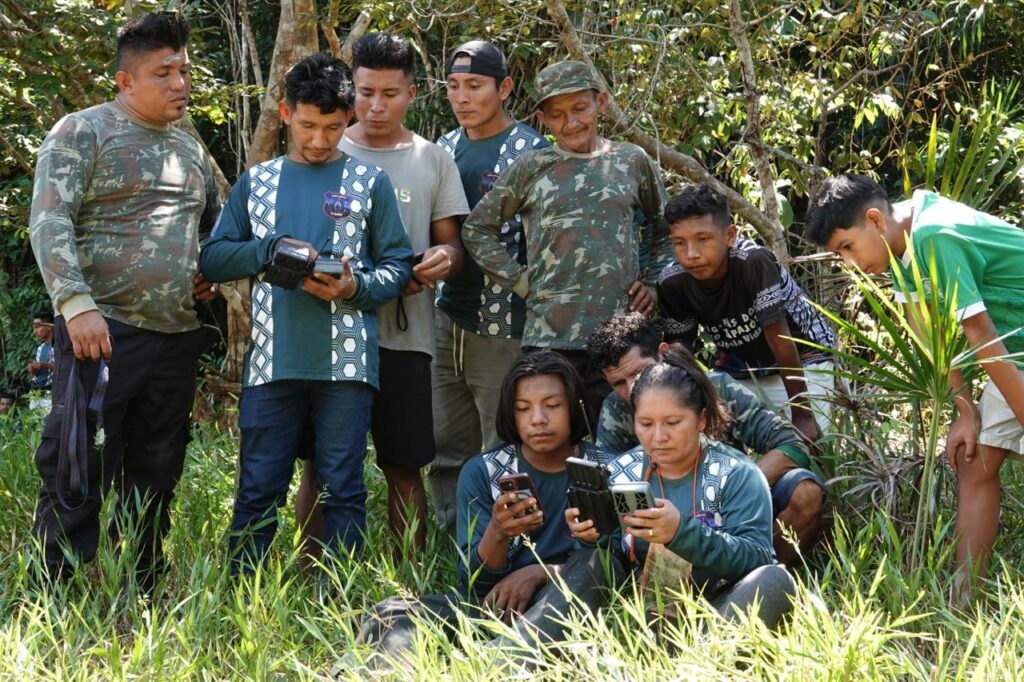 Maró Forest Guardians testing instant-notification camera traps in the Brazilian Amazon